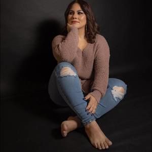 Meet your Posher, Ana damaris